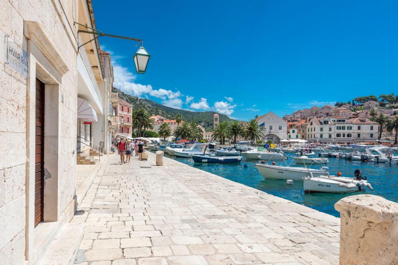 Hvar Riva Rooms Hvar Town Exterior foto